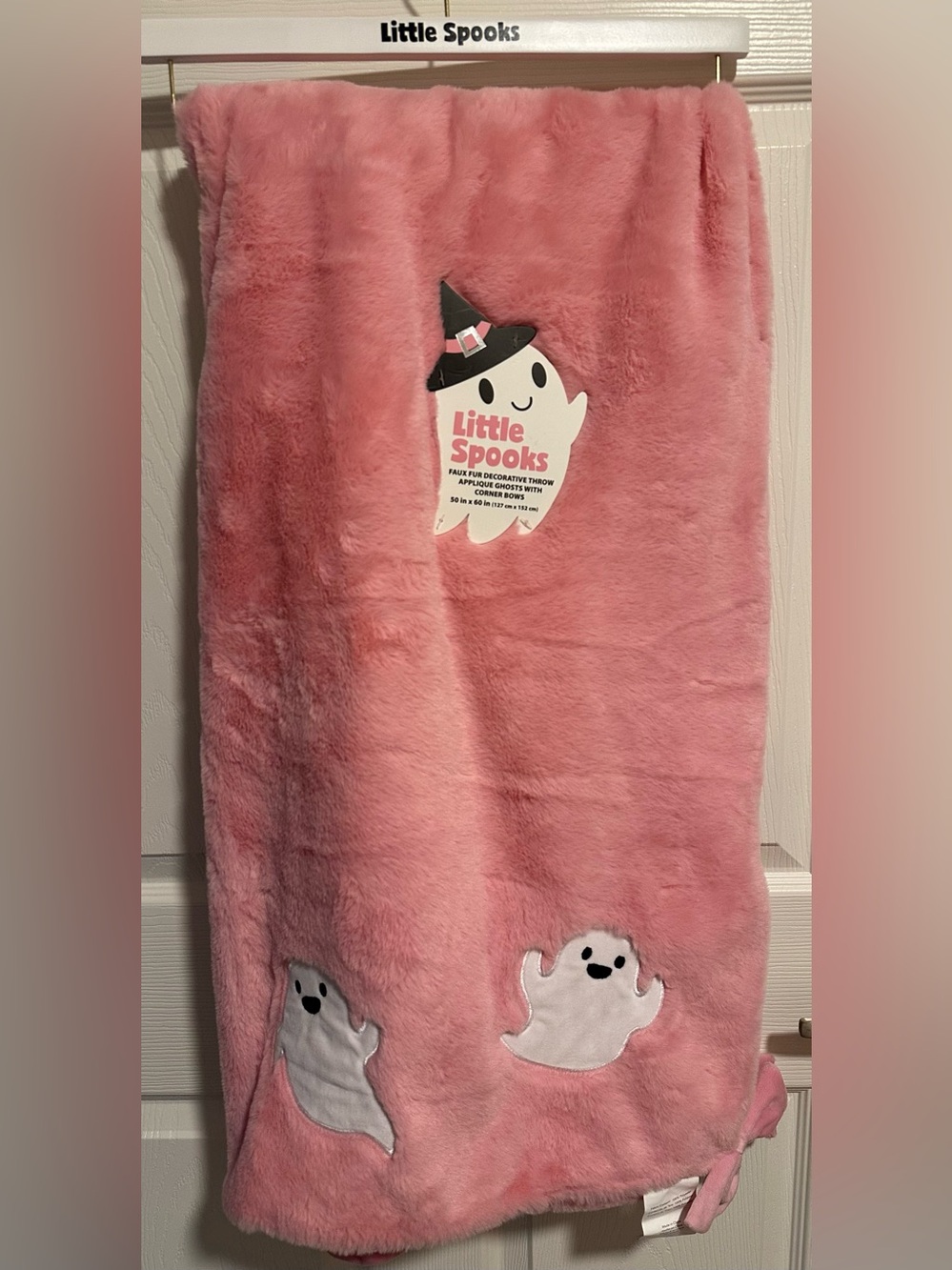 Halloween Blanket appliqué Pink Bow Ghost 50X60” faux fur decorative New